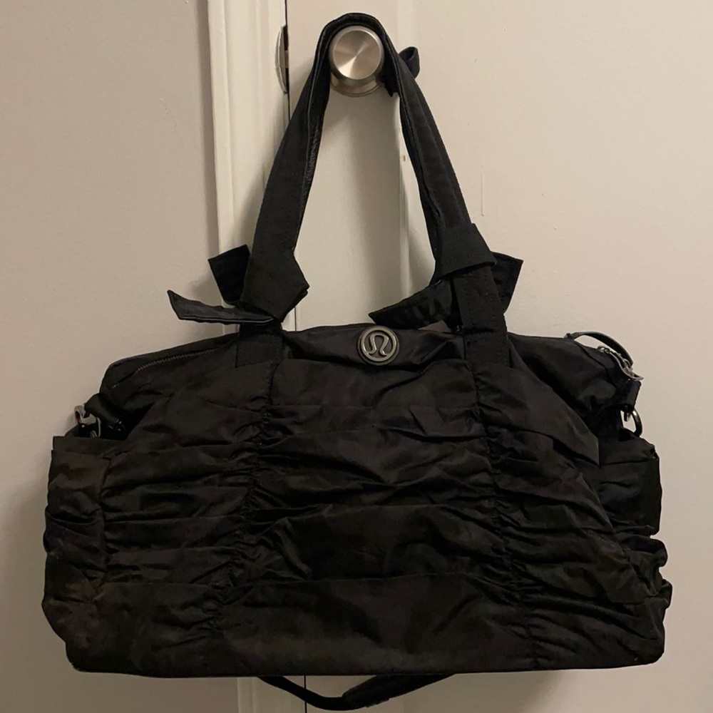 Lululemon travel bag